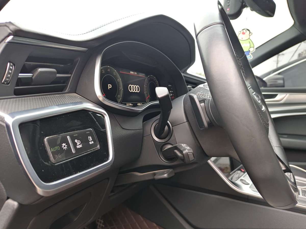 Audi 2024 immagine di auto #6