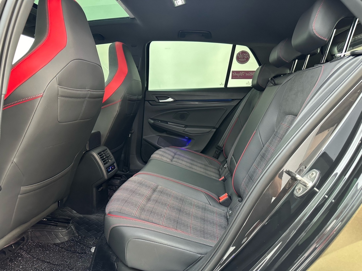 Volkswagen GolfGTI 2022 car image #6