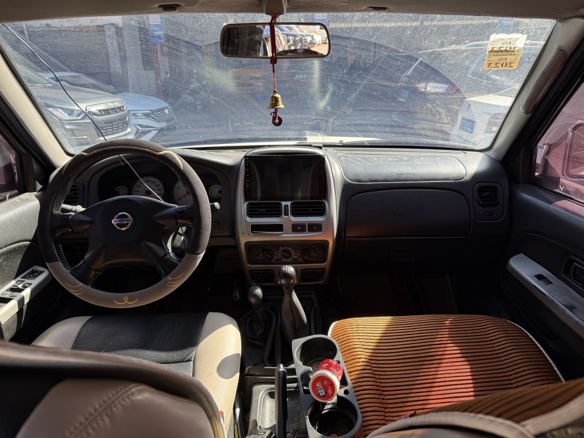 日产 日产帕拉丁 2006 汽车图片 #6
