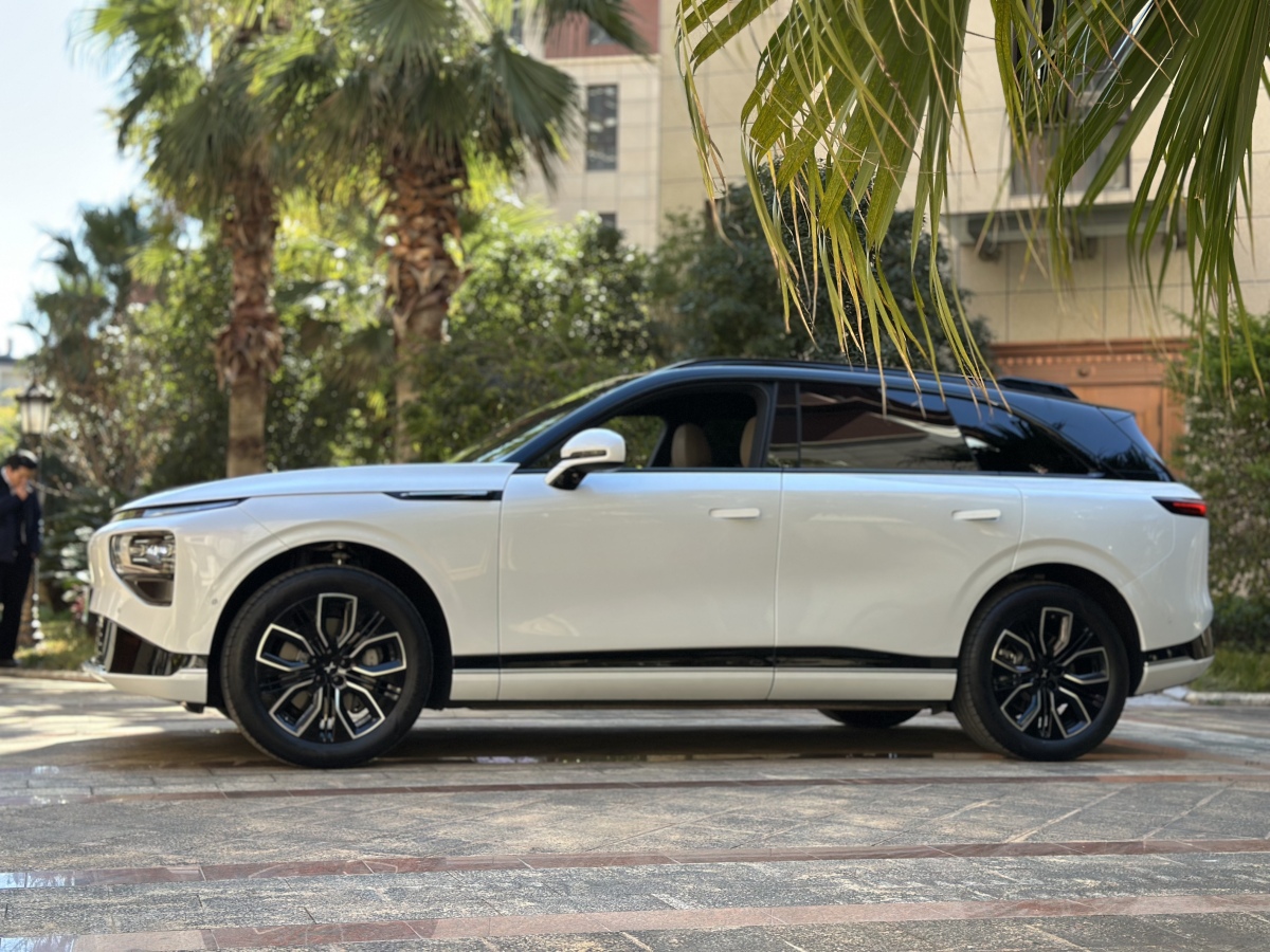 Xpeng G9 2025 imagem de carro #6