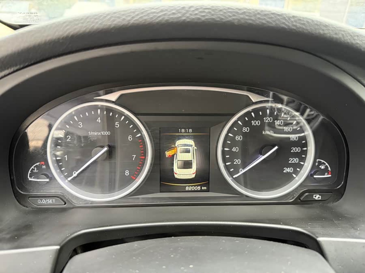 GEELY Ulion 2015 imagen de coche #6