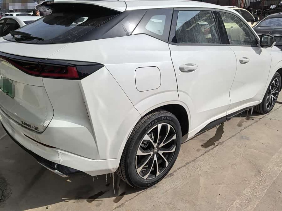 Changan UNI-Z PHEV 2024 #6 Changan UNI-Z PHEV 2024 immagine di auto #6