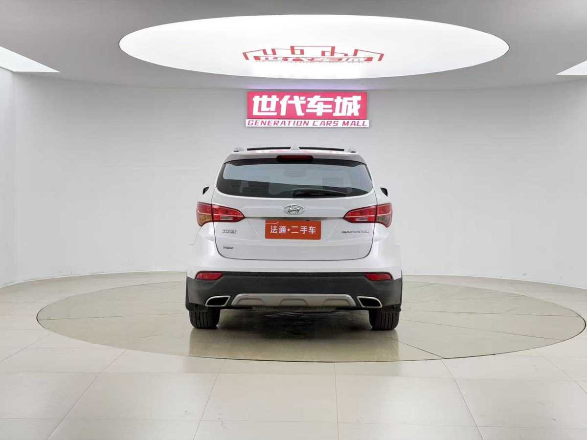 Hyundai Santa Fe 2015 #6 Hyundai Santa Fe 2015 car image #6