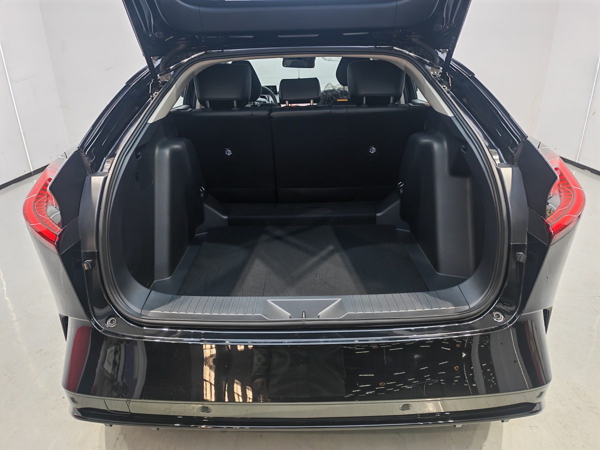 Toyota bZ5 2025 car image #6