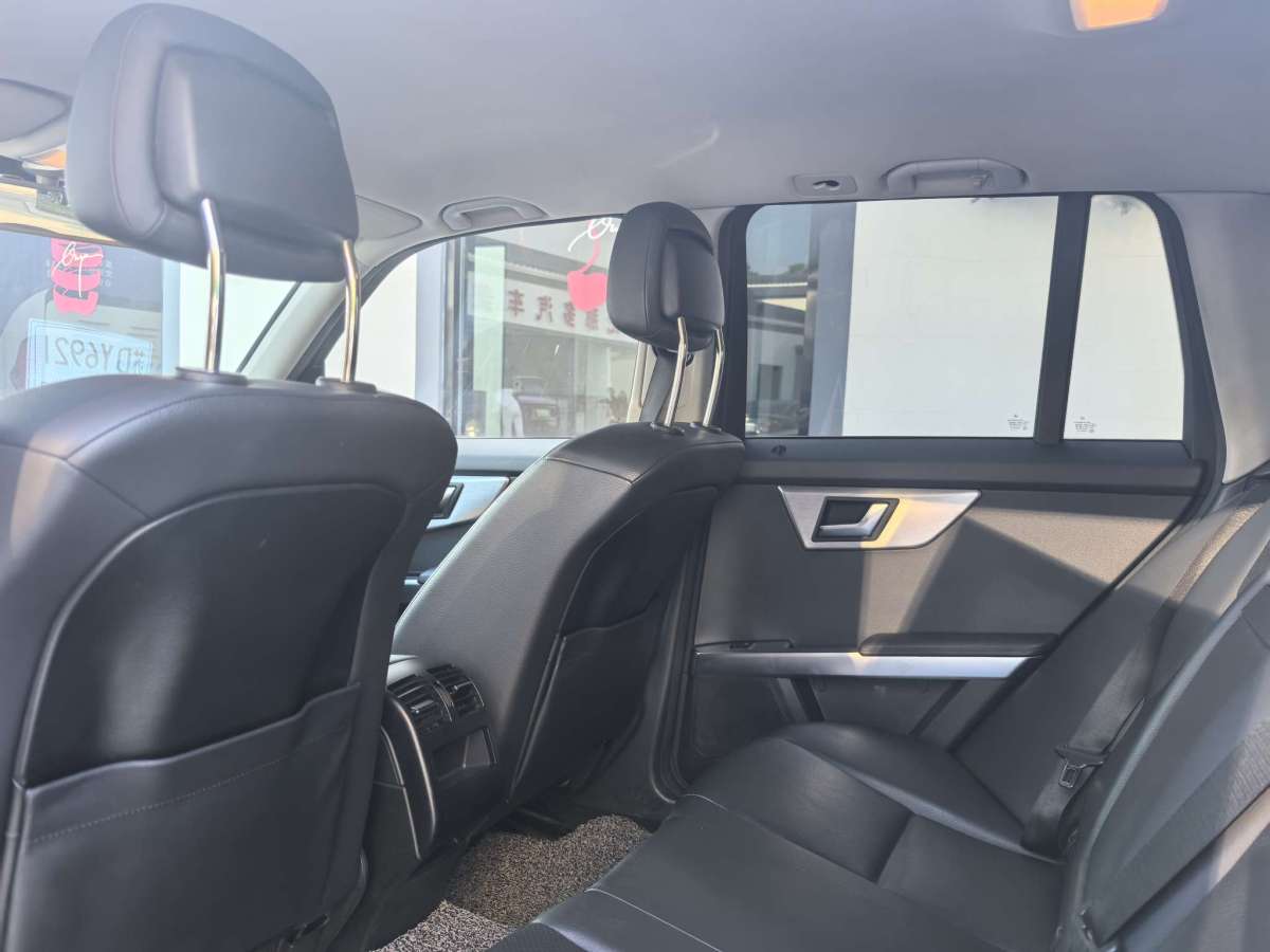 Mercedes-Benz GLK Class 2012 car image #6