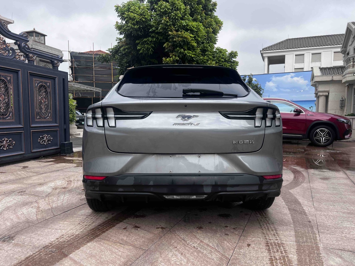 Ford 2022 car image #6