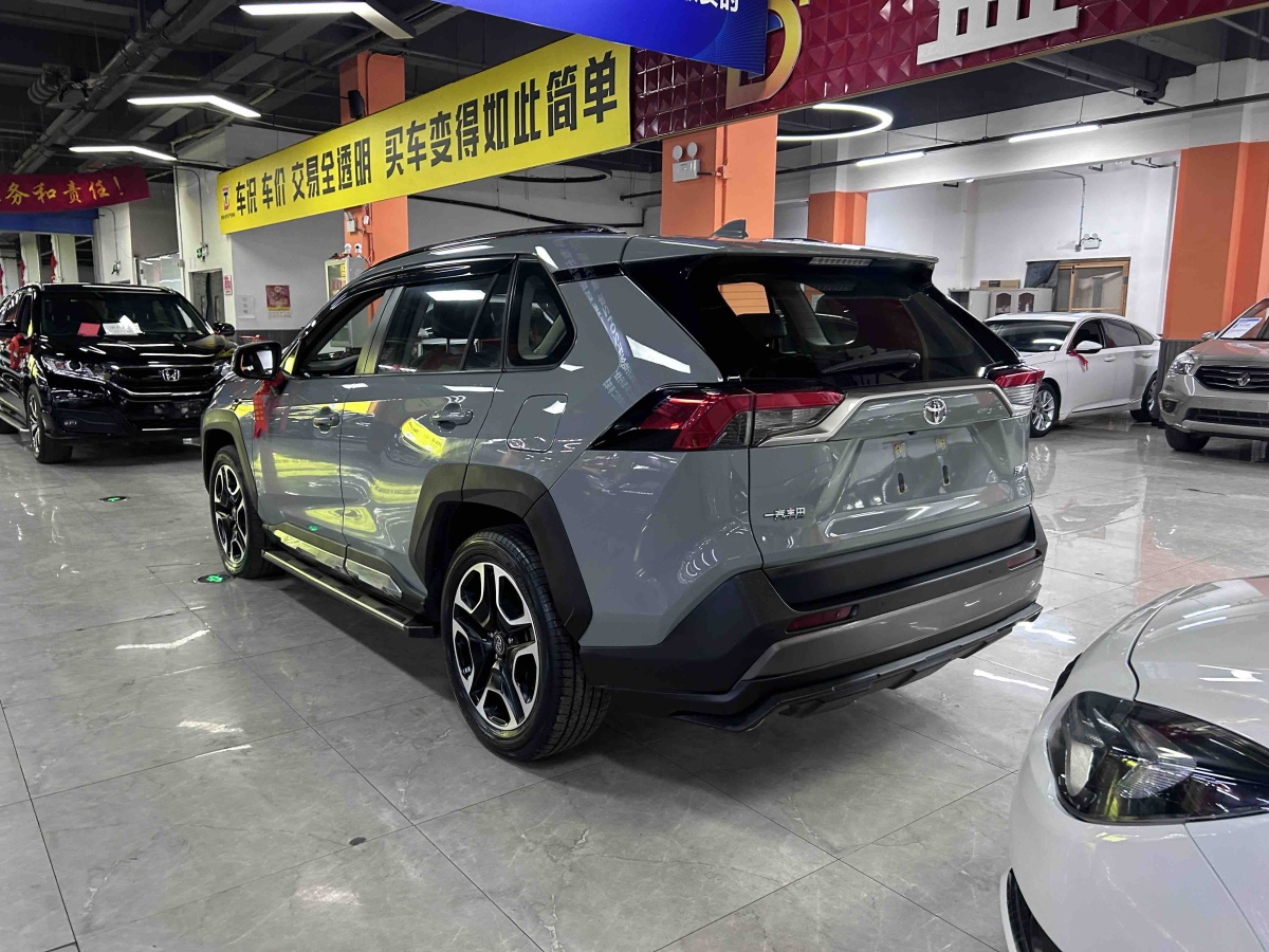 Toyota RAV4 2019 #6 Toyota RAV4 2019 car image #6