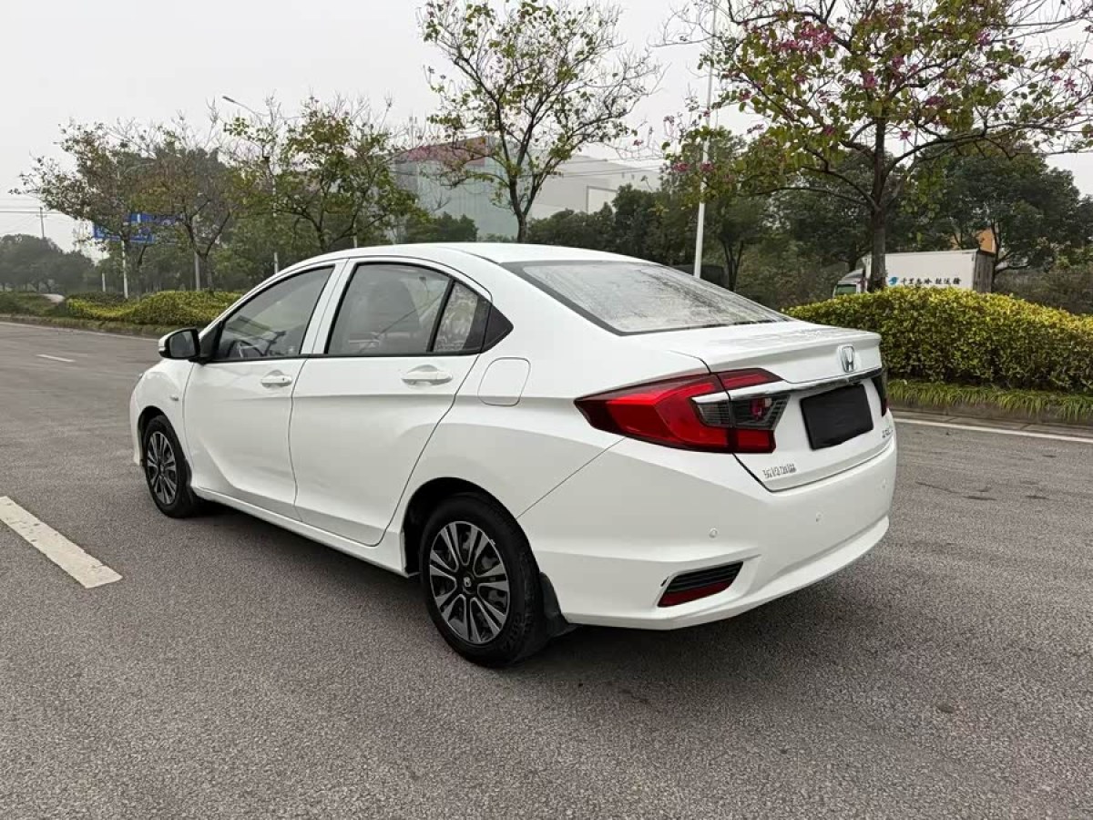 Honda Greiz 2016 #6 Honda Greiz 2016 صورة سيارة #6