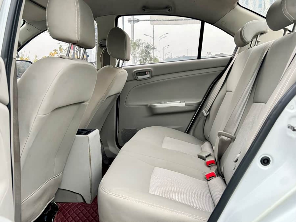 Changan Alsvin V3 2014 car image #6