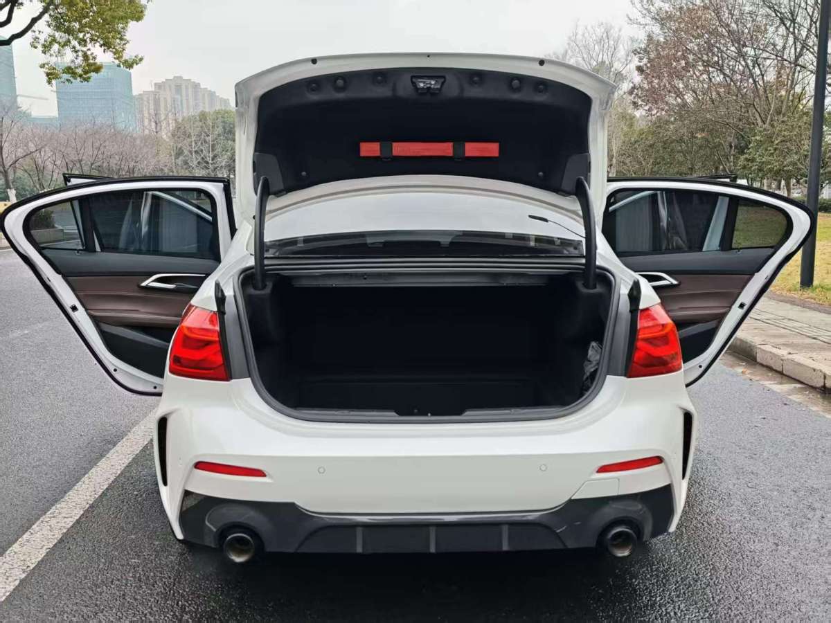 BMW 1 Series 2021 #6 BMW 1 Series 2021 immagine di auto #6