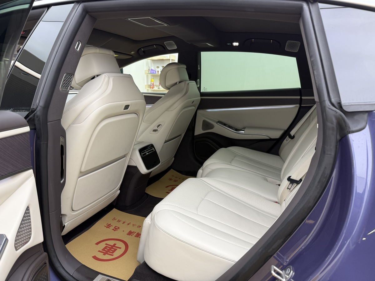 Denza Z9 2024 car image #6