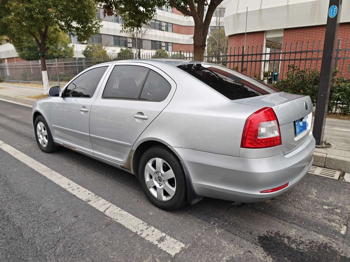 Skoda Octavia 2013 immagine di auto #6