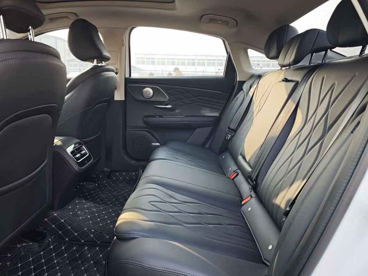 Chery Arrizo 8 Pro 2025 car image #6