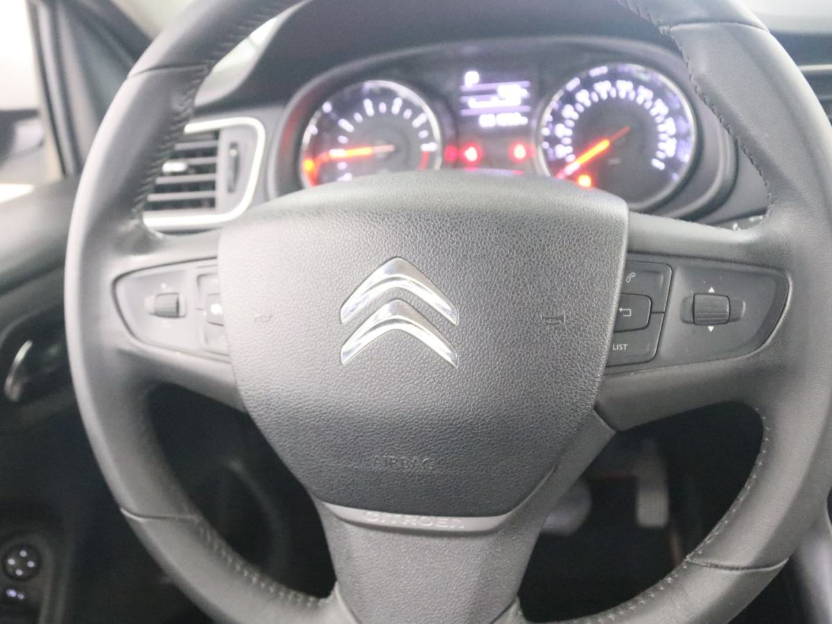 Citroen 2015 car image #6