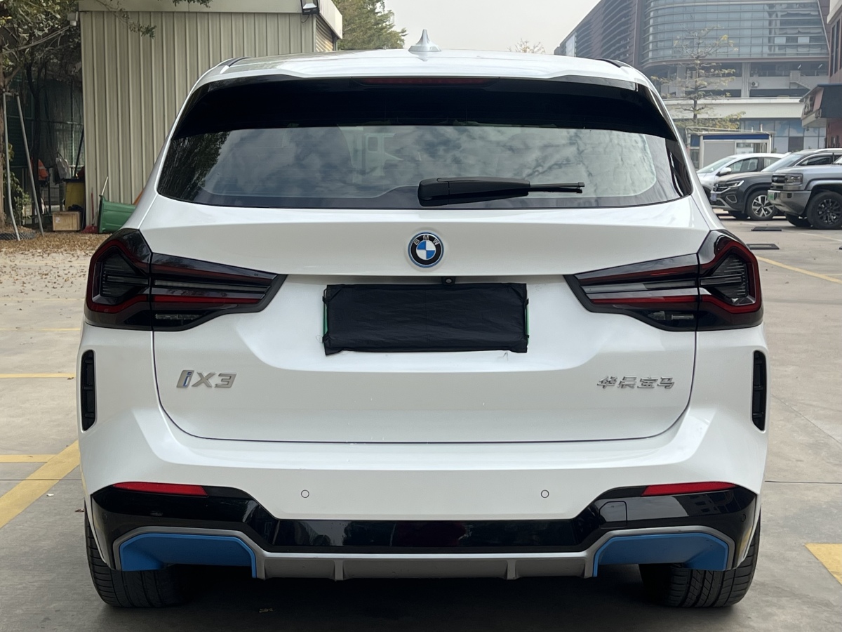 BMW iX3 2021 immagine di auto #6