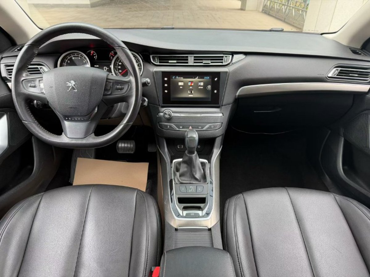 Peugeot 408 2015 #6 Peugeot 408 2015 car image #6