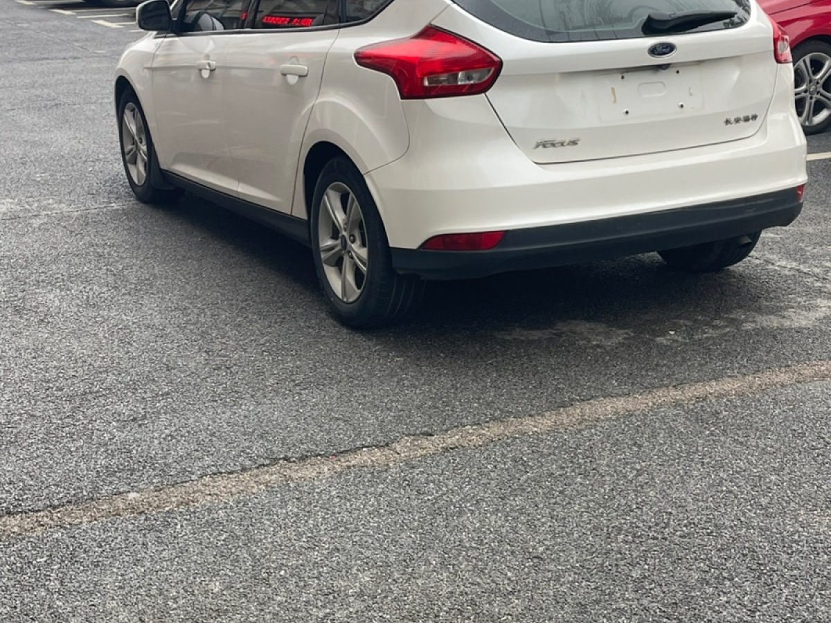 Ford Focus 2018 car image #6