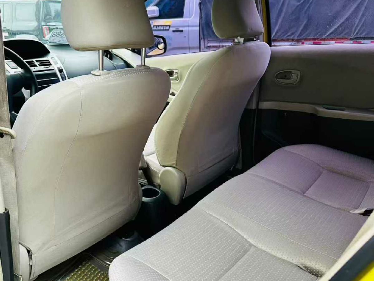 Toyota 2012 #6 Toyota 2012 car image #6