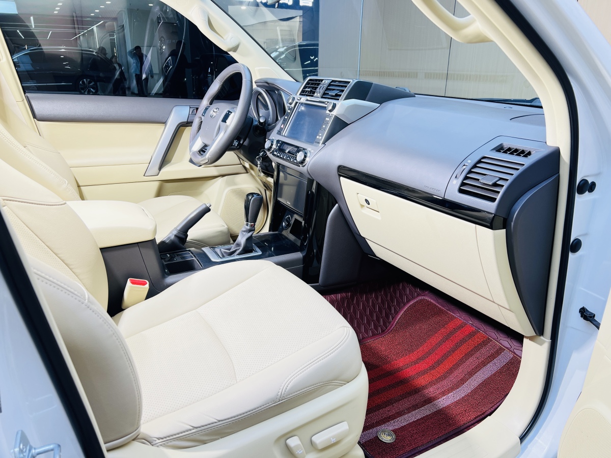 Toyota 2015 #6 Toyota 2015 car image #6