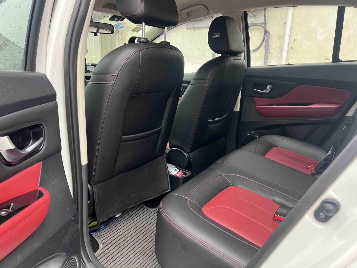 Haval H1 2016 #6 Haval H1 2016 car image #6