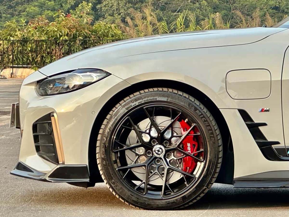 BMW i4 M50 2023 car image #6