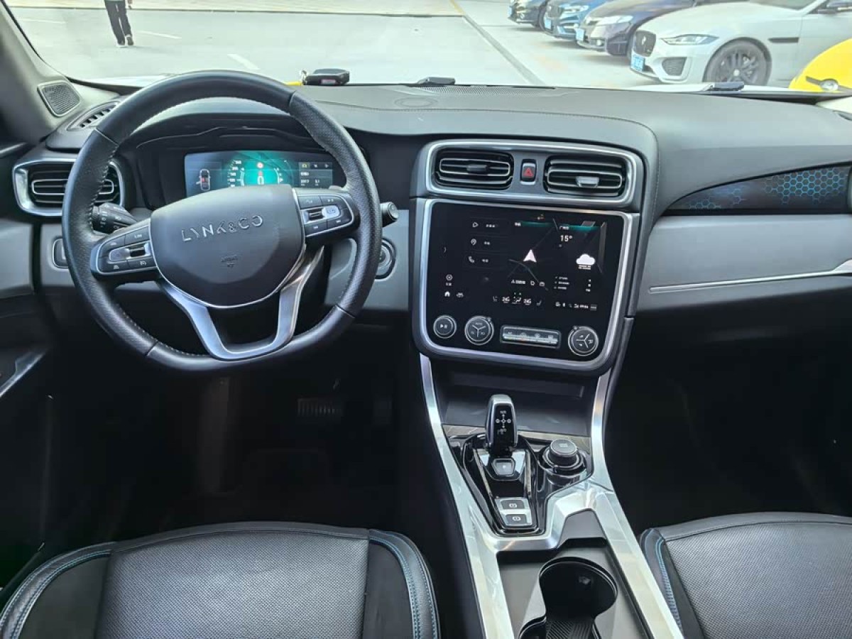 Lynk & Co 01 EM-P 2018 #6 Lynk & Co 01 EM-P 2018 car image #6