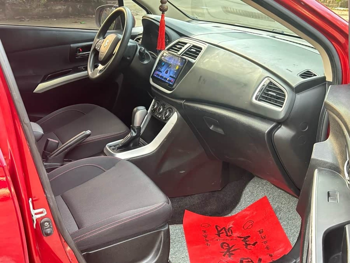 Suzuki S-Cross 2015 صورة سيارة #6