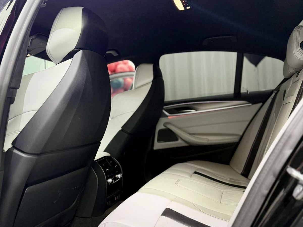 BMW M5 2020 صورة سيارة #6