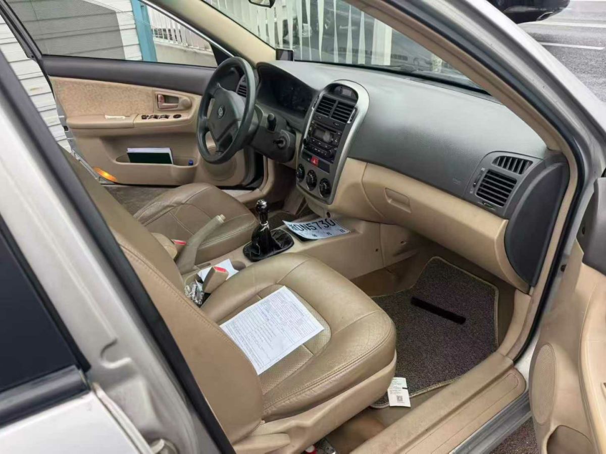 起亚 赛拉图 2005 汽车图片 #6