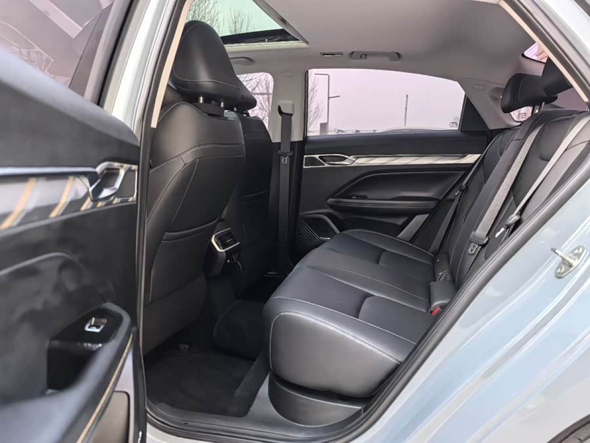 GEELY 2023 #6 GEELY 2023 car image #6