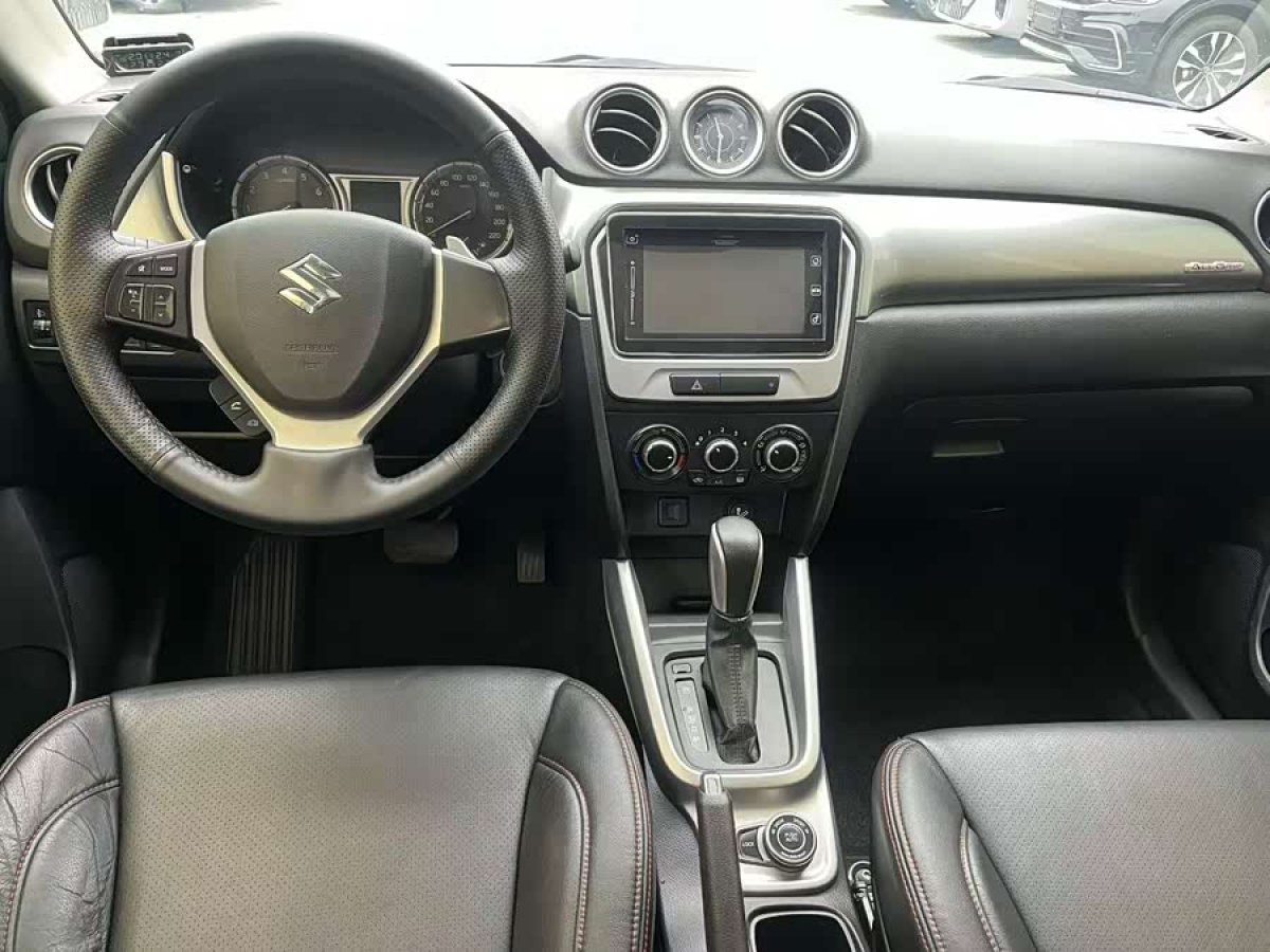 Suzuki Vitara 2017 image de voiture #6