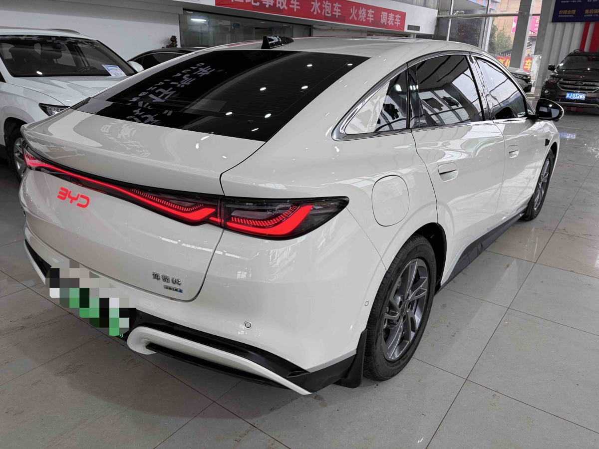 BYD 2025 #6 BYD 2025 immagine di auto #6