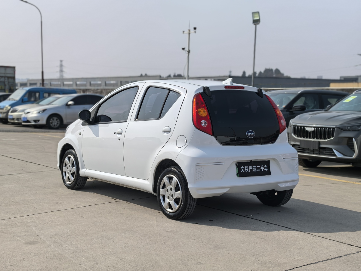 BYD e1 2019 #6 BYD e1 2019 car image #6