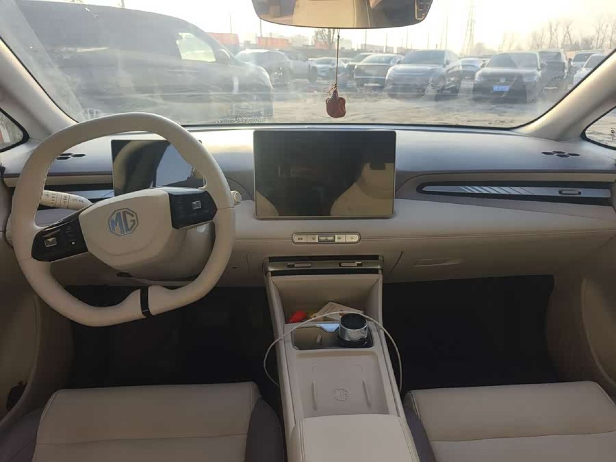 MG Cyberster 2025 car image #6