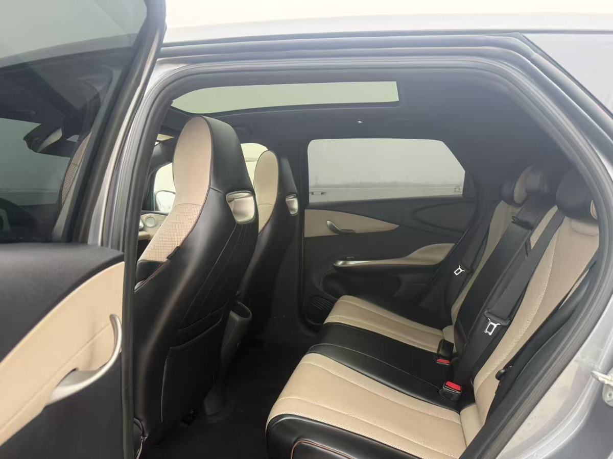 BYD Dolphin 2024 #6 BYD Dolphin 2024 immagine di auto #6