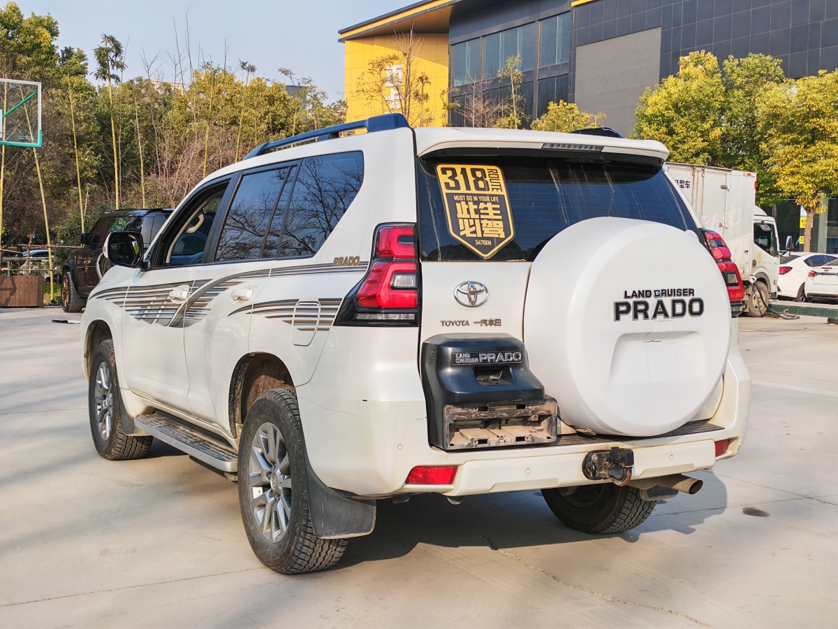 Toyota Land Cruiser Prado 2018 #6 Toyota Land Cruiser Prado 2018 car image #6