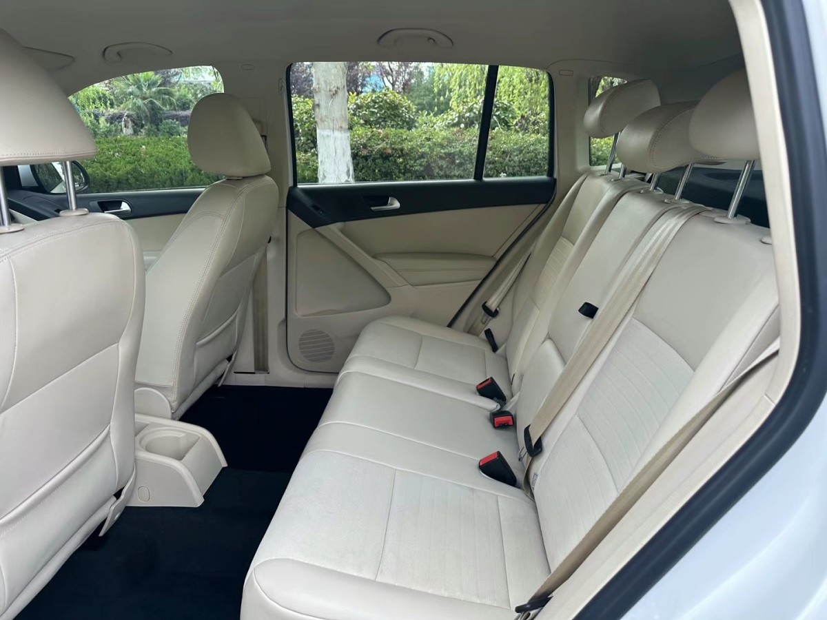 Volkswagen Tiguan 2016 car image #6