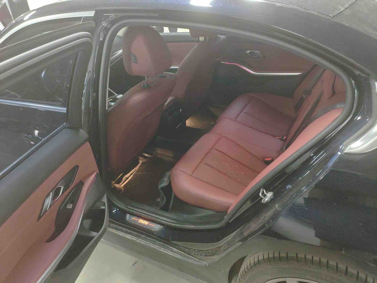 BMW i3 2025 immagine di auto #6