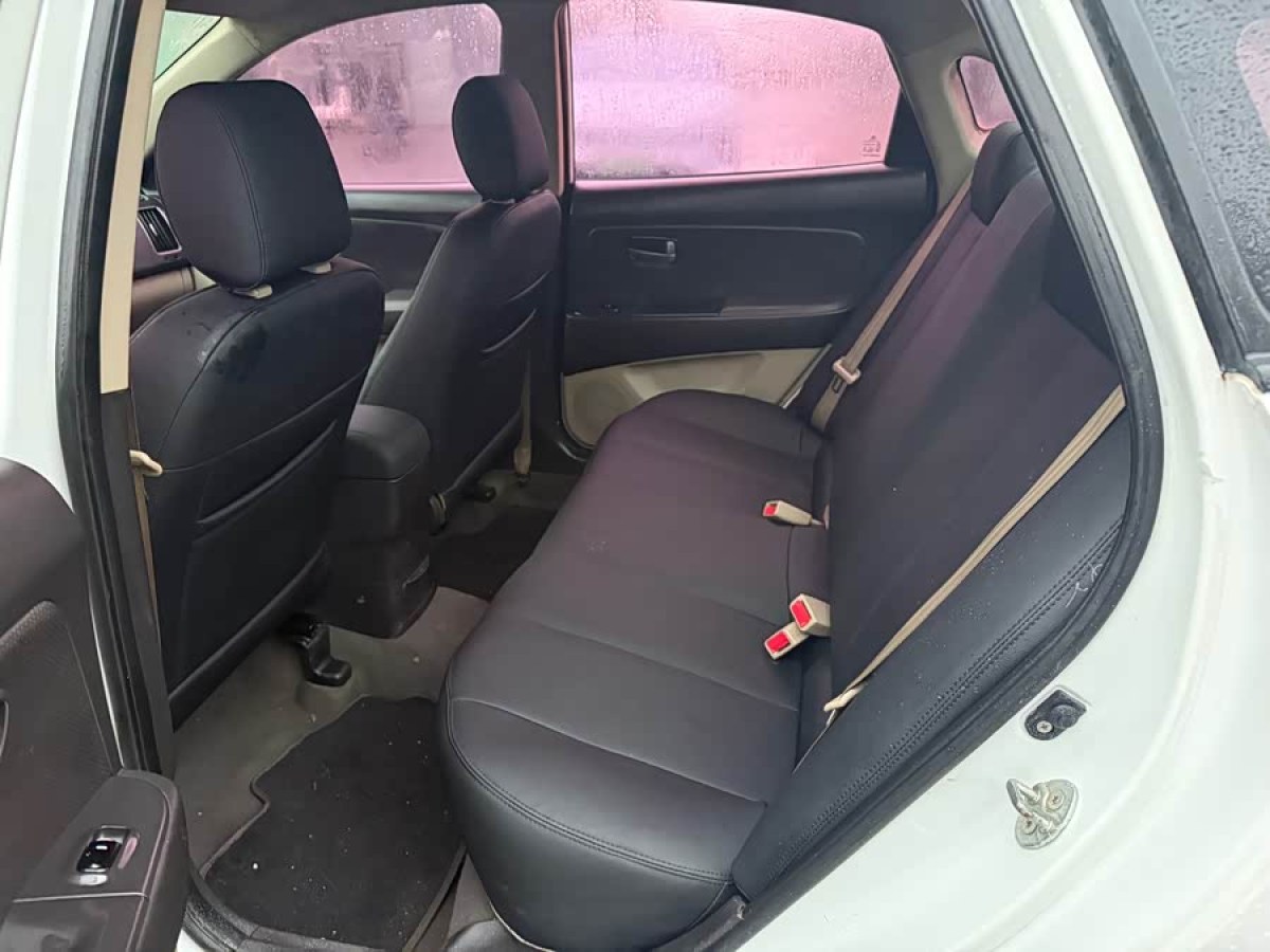 Hyundai Elantra HD 2014 car image #6