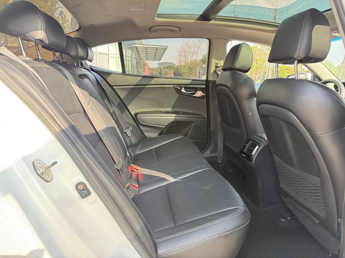 起亚 起亚K4 2016 汽车图片 #6