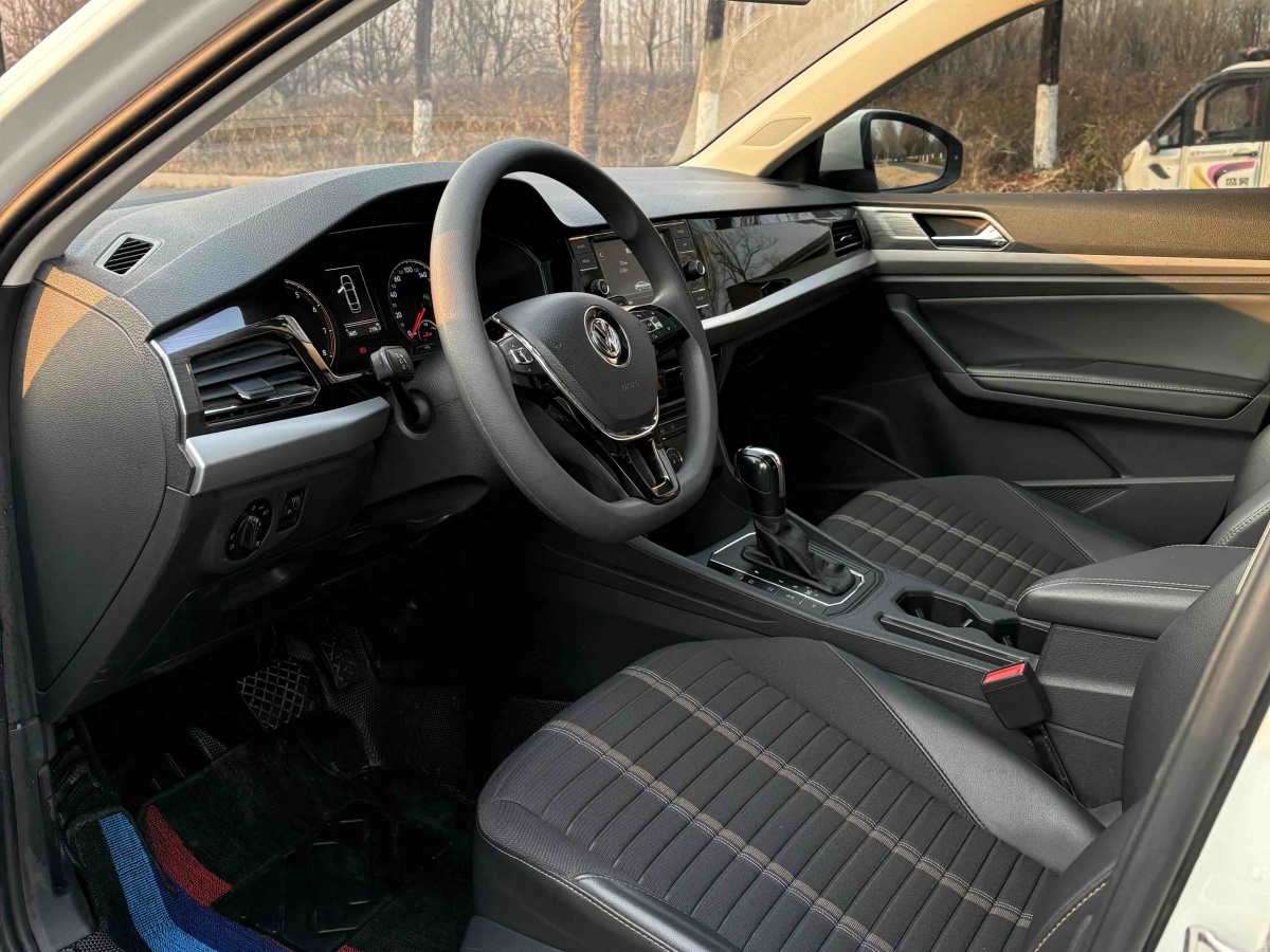 Volkswagen Lavida 2019 car image #6