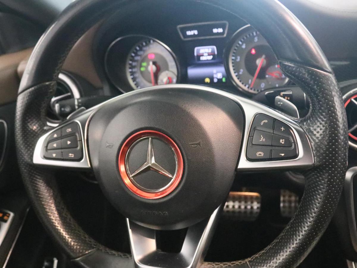 Mercedes-Benz CLA Class (Imported) 2015 immagine di auto #6