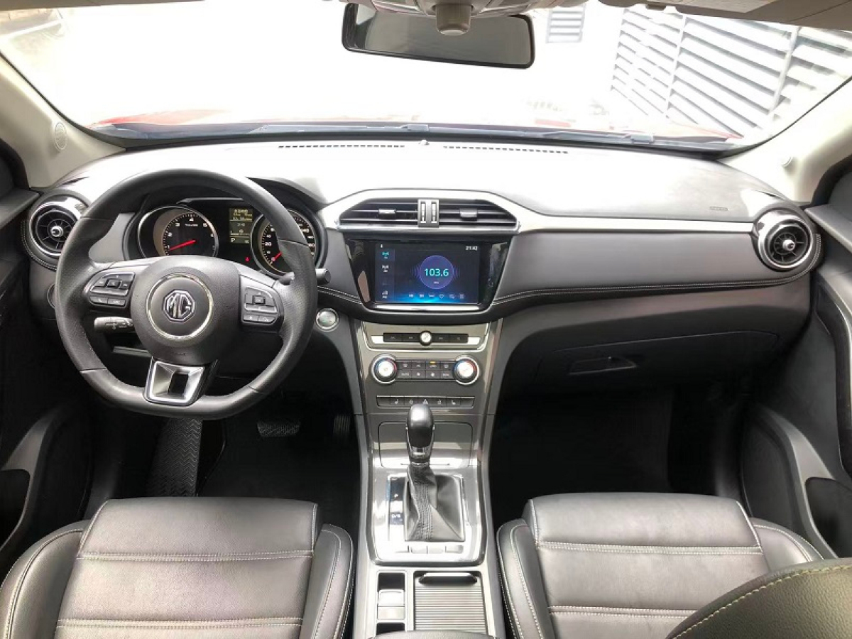 MG GS 2017 car image #6