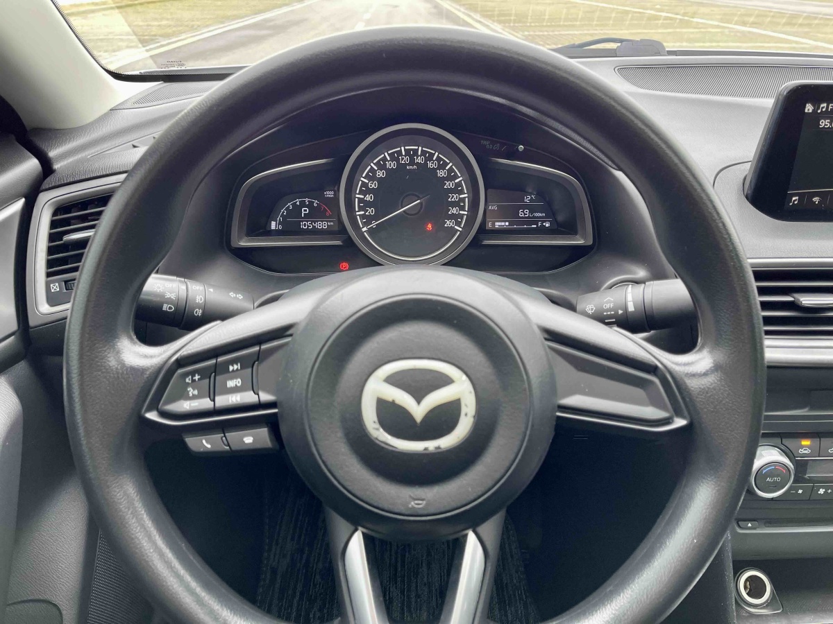Mazda 2017 #6 Mazda 2017 car image #6