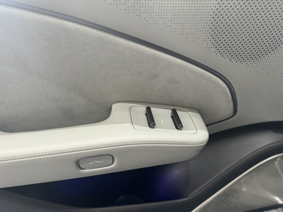 极氪 极氪007 2024 汽车图片 #6