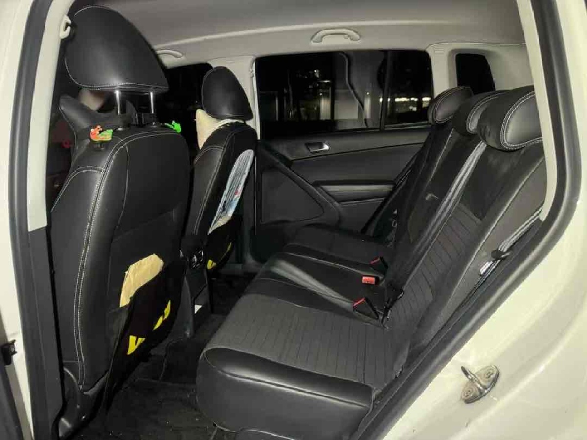 Volkswagen Tiguan 2017 car image #6