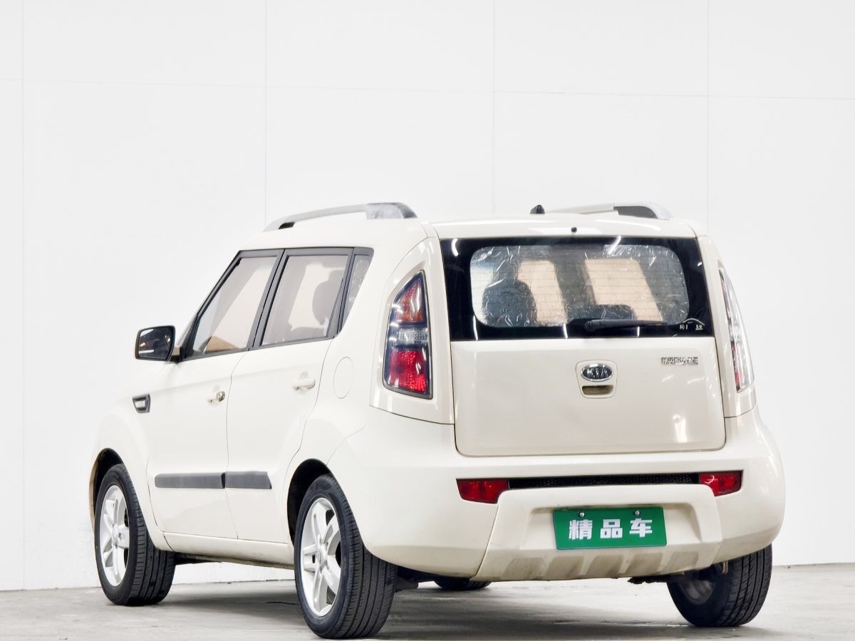 起亚 秀尔 2013 汽车图片 #6