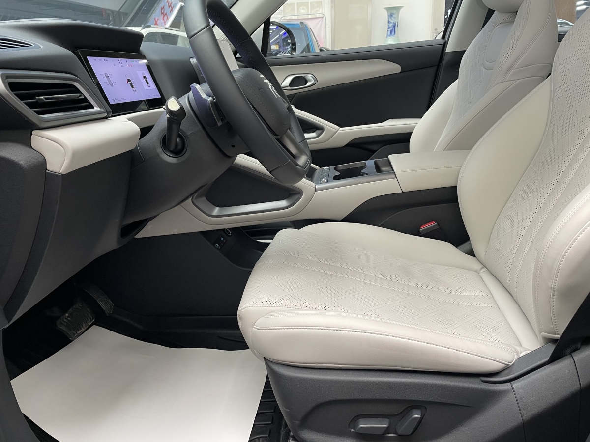 BYD YuanUP 2025 #6 BYD YuanUP 2025 car image #6