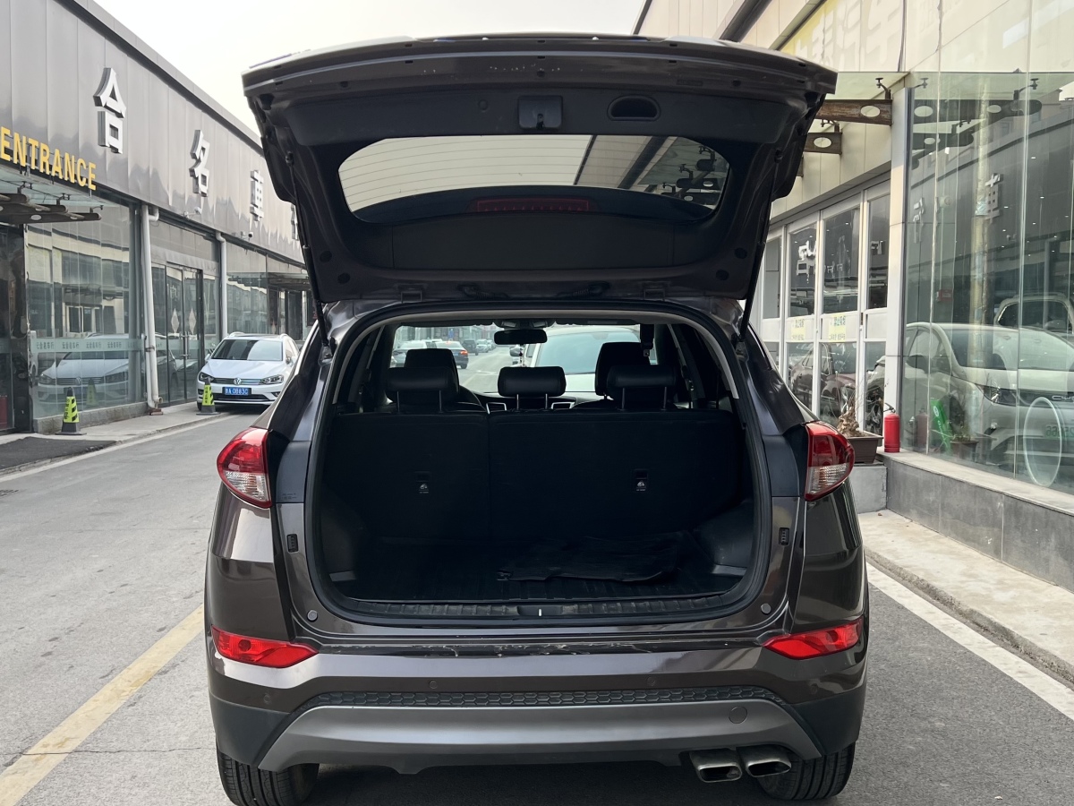 Hyundai Tucson 2017 immagine di auto #6