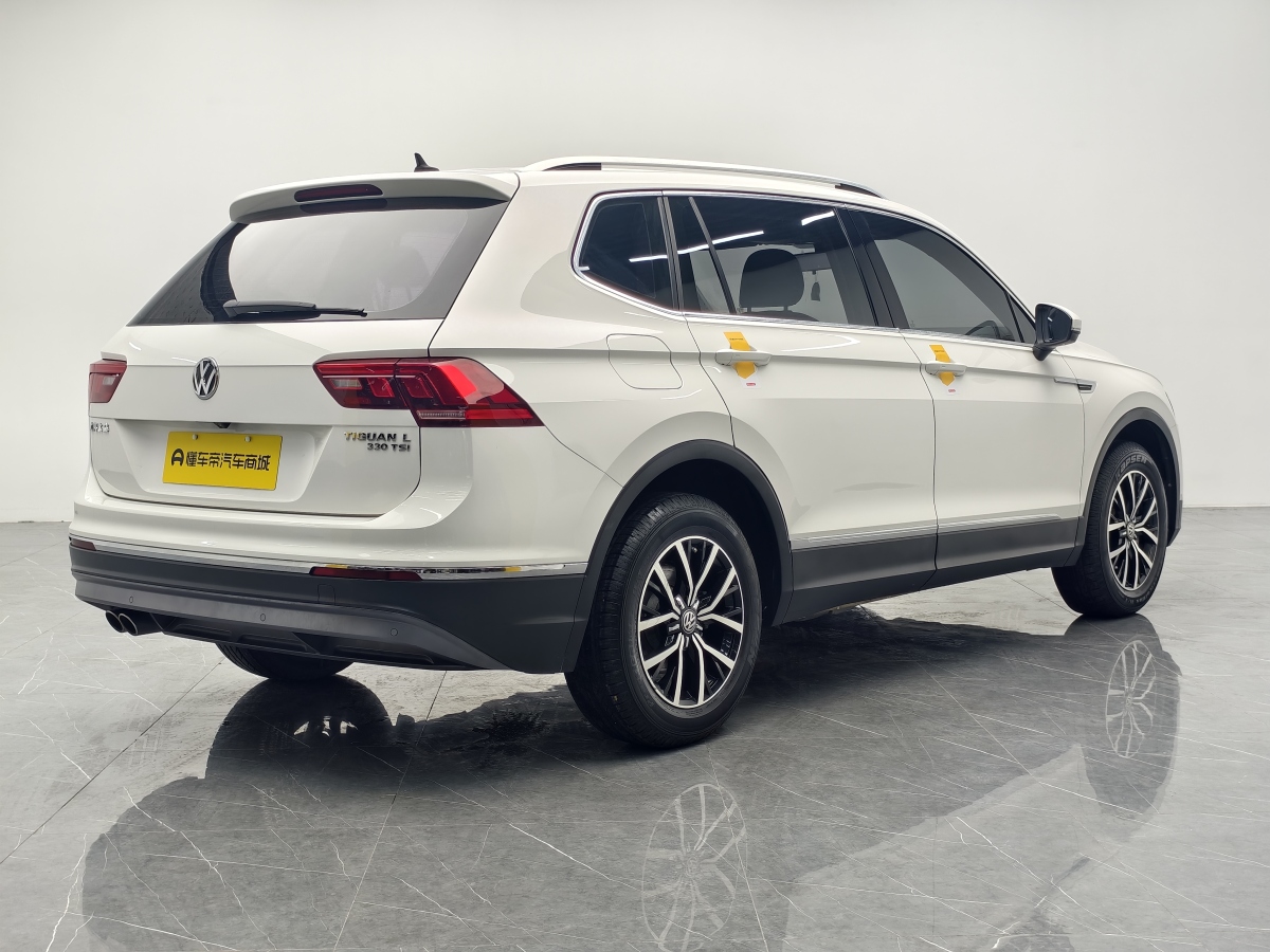 Volkswagen Tiguan L 2018 immagine di auto #6